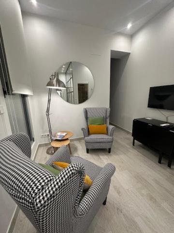 Casa De Huespedes Almirante Madrid Apartment Ngoại thất bức ảnh