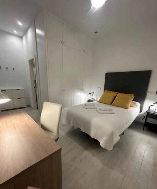 Casa De Huespedes Almirante Madrid Apartment Ngoại thất bức ảnh