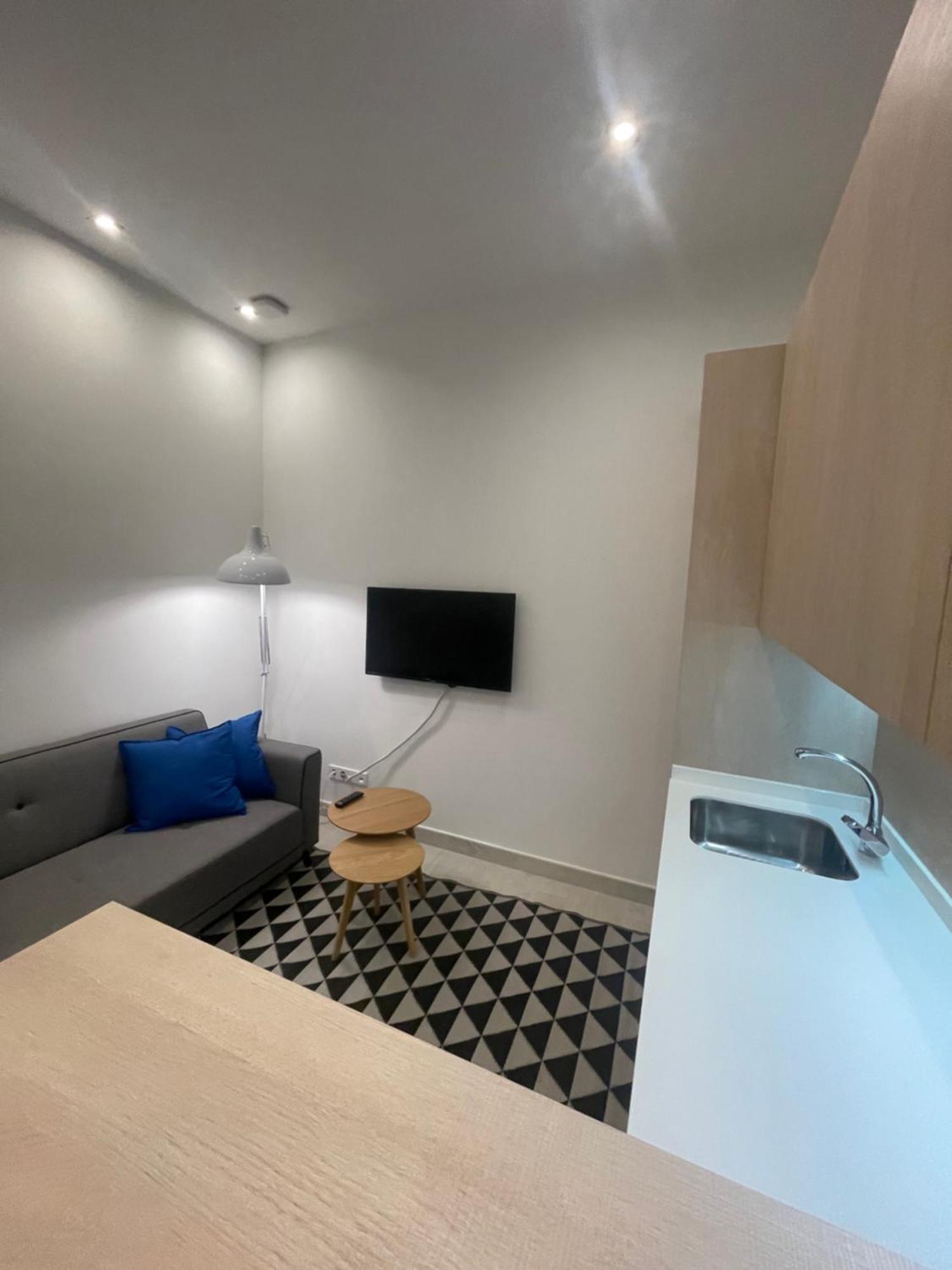 Casa De Huespedes Almirante Madrid Apartment Ngoại thất bức ảnh